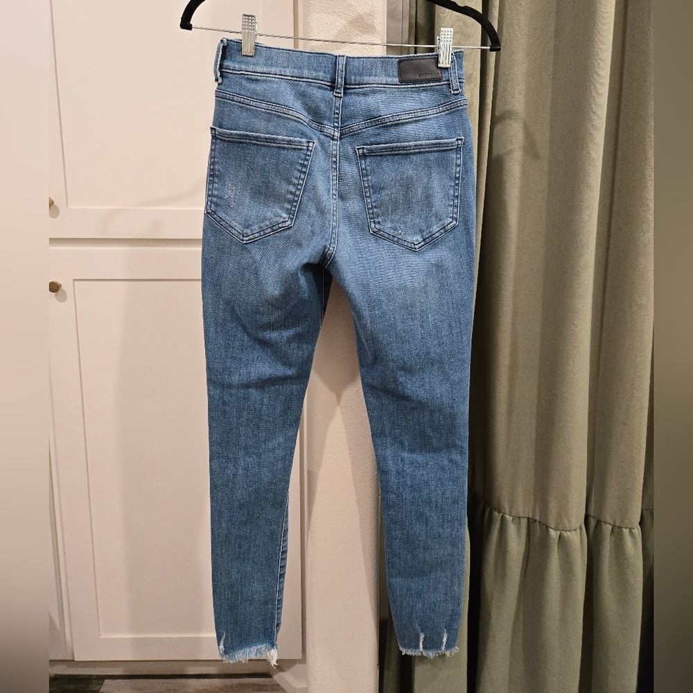 Express Jeans - Picture 2 of 5